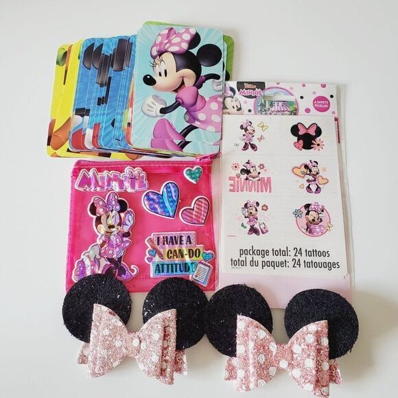 New Disney Junior Minnie Mouse Pack:  tote bag a mini bag, 2 hair clips and more - Picture 12 of 16